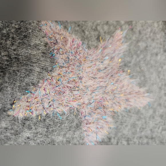 NWT đź’• Lou & Grey Shimmer Star Sweater - SIZE M - Picture 11 of 14